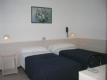 Continental Πέζαρο